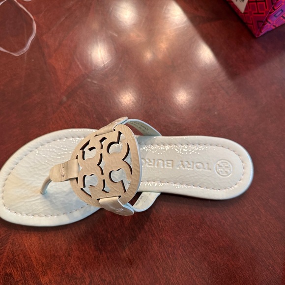 New 2024 Tory Burch sandals sold separately. - Picture 7 of 12